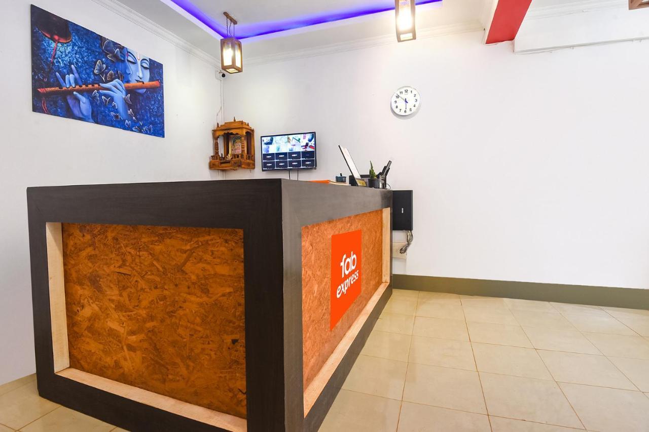 Fabexpress The Voyage Otel Morjim Dış mekan fotoğraf