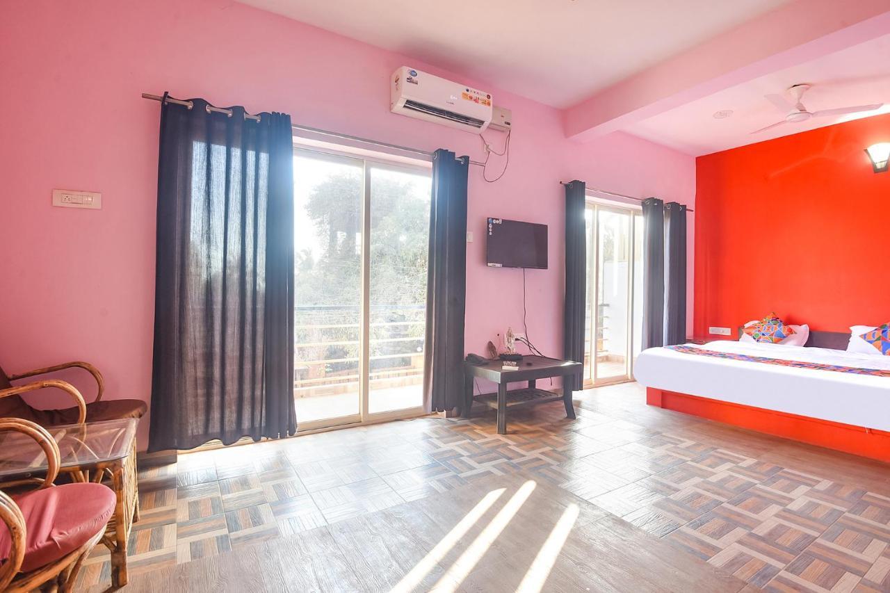 Fabexpress The Voyage Otel Morjim Dış mekan fotoğraf