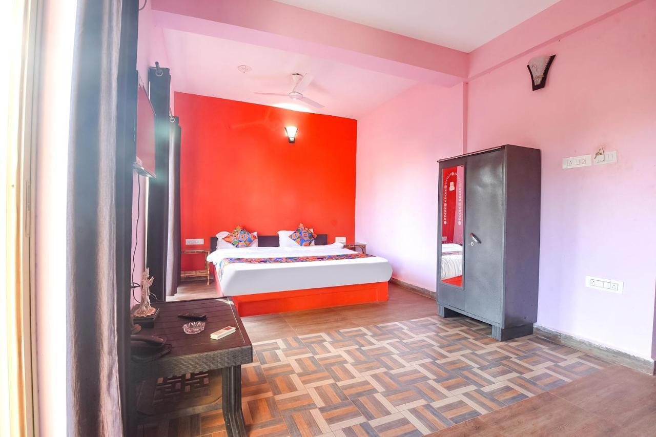 Fabexpress The Voyage Otel Morjim Dış mekan fotoğraf